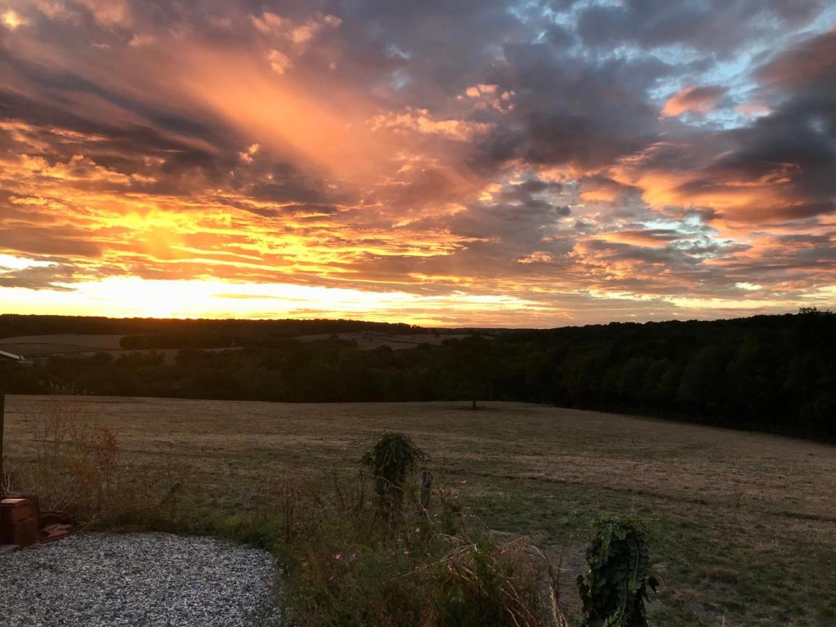 Gite Aux Petits Bonheurs Avec Vue Panoramique Perrigny-sur-Loire Εξωτερικό φωτογραφία